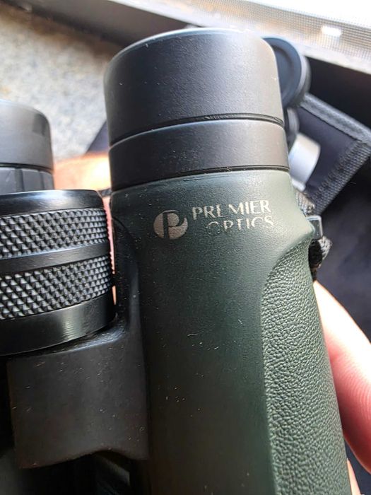 Binoculos Premier Optics caça