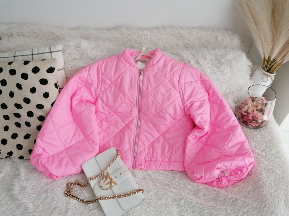 Różowa kurtka bomberka wiosenna