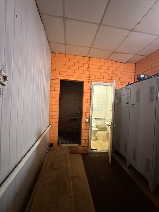 Офіси та складські приміщення Дніпровська