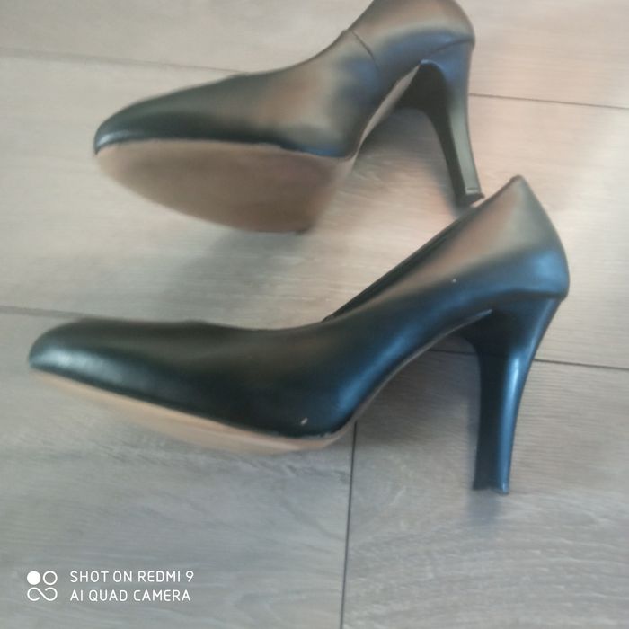 Pantofle CCC rozmiar 39