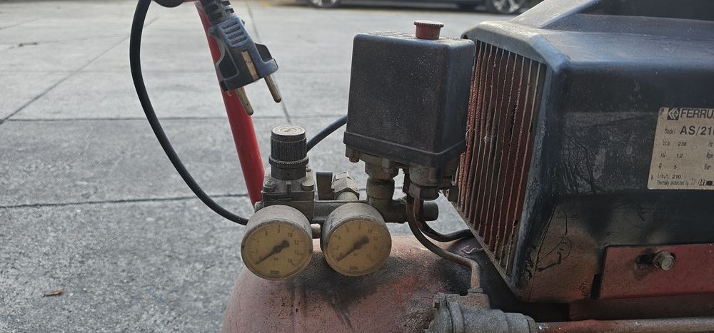 Compressor 25L ( ar comprimido )