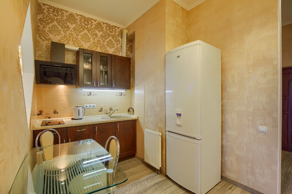 Квартира в Києві подобово біля метро