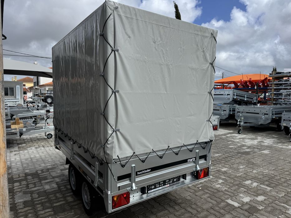 Atrelado MARTZ HOCHLADER 250/2 + lona de cobertura. NOVO