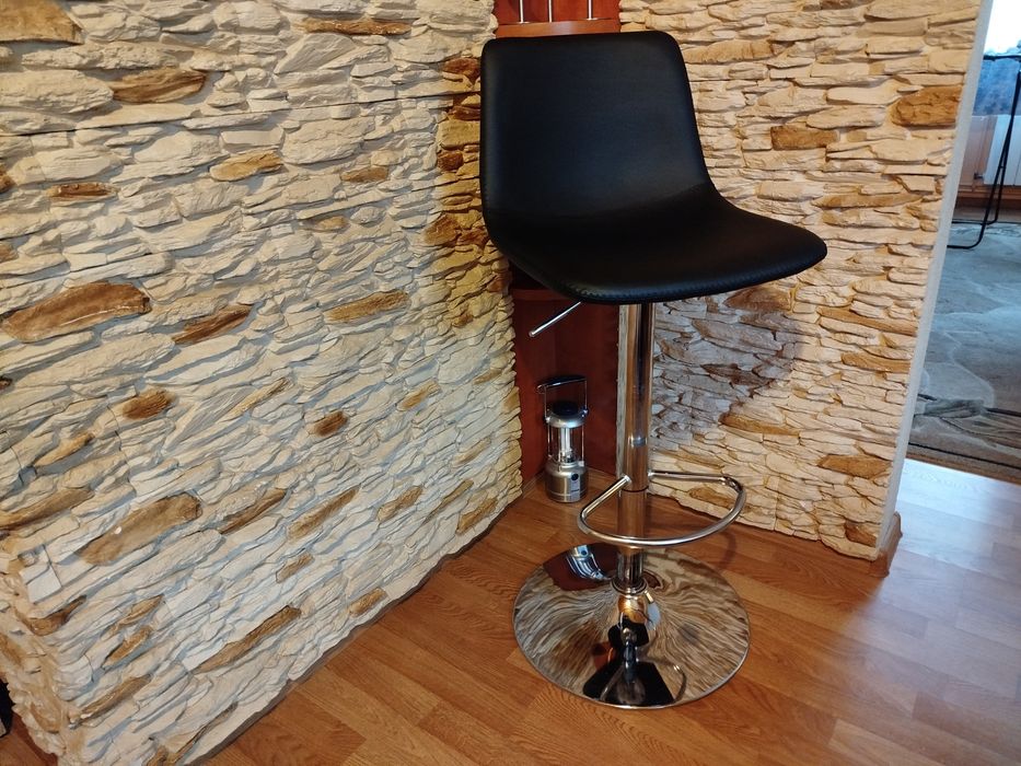 Krzesło  nowe eleganckie