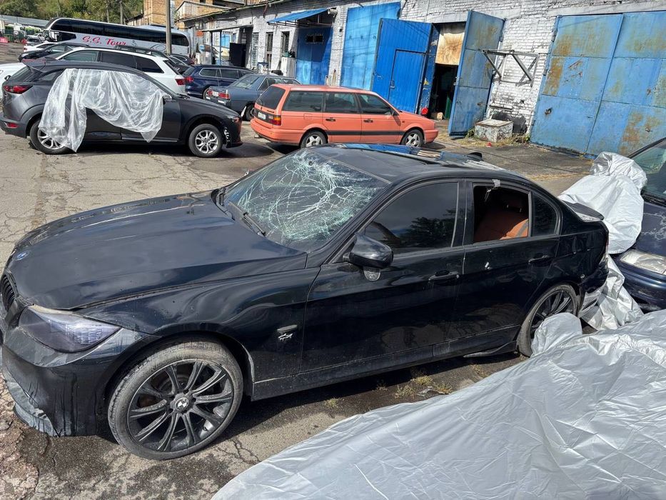 BMW 335xi  Обмін на бляху