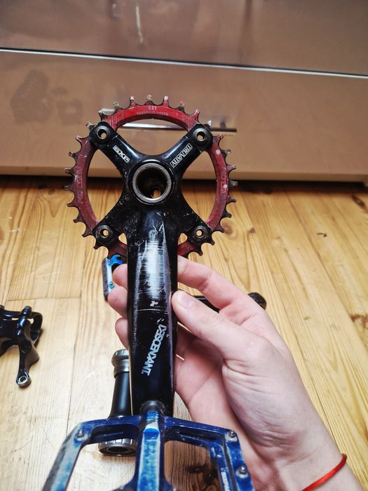 Продам велозапчастини