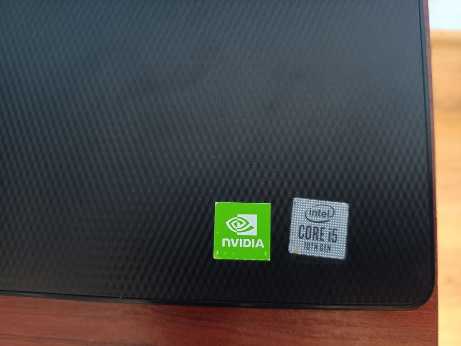 Ноутбук DELL inspiron 3593