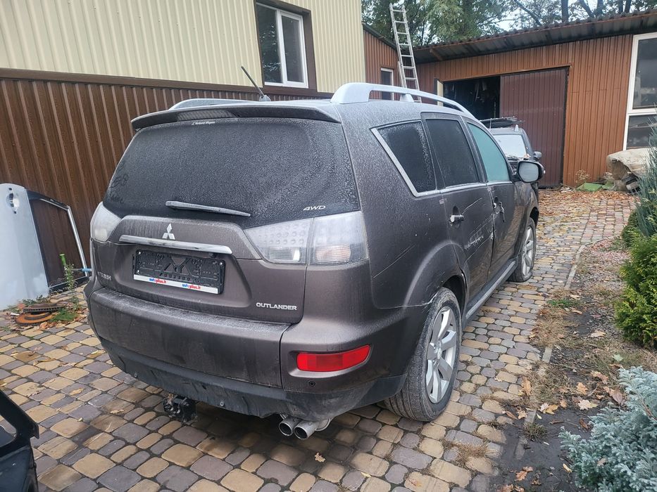 Разборка авторазборка запчасти автозапчасти outlander XL 2.0 дизель