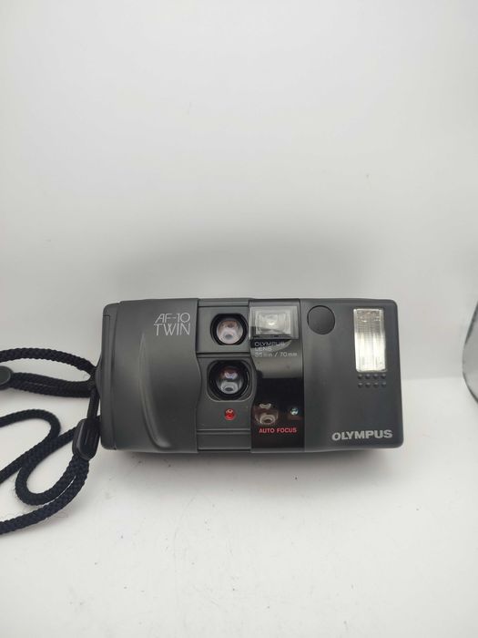 Aparat Olympus AF-10 Podwójny obiektyw