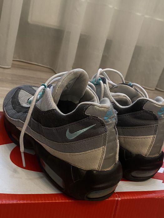 Кросівки Nike air max 95 в прекрасному стані
