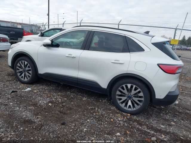 Ford Escape Titanium 2020!