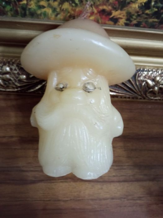 Свечи декоративные. Подсвечник. Банки медицинские.