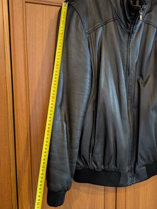 Чоловіча натуральна шкіряна куртка (50розмір). Нова.