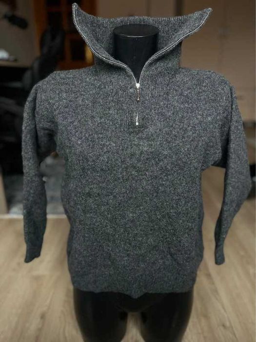 Sweter damski L Authentic Clothing Company