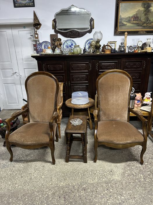 Крісло вінтажне.