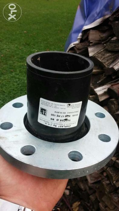 Tuleja kołnierzowa 90 SDR 17