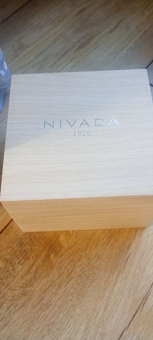 Nivada 1926 Automatic date sapphire