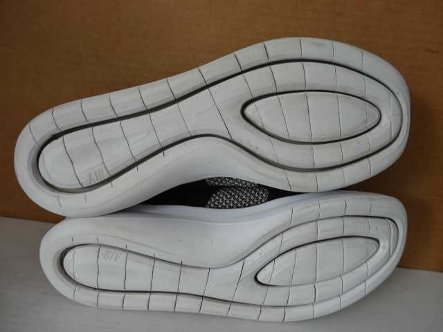 Buty NIKE AIR roz 44 Bieganie sportowe Adidasy