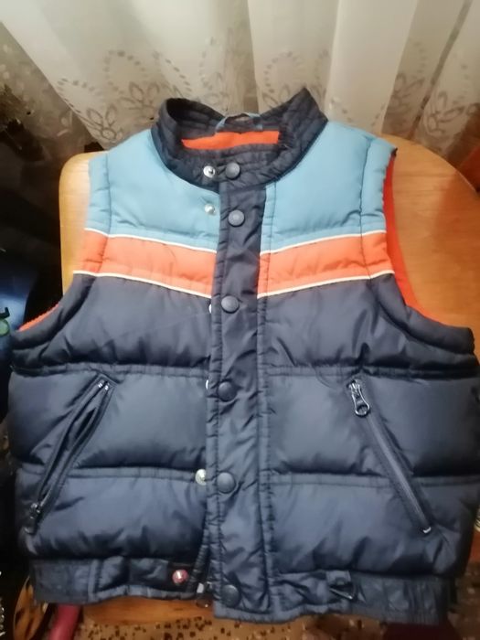 Пухова жилетка GAP 18-24 місяців