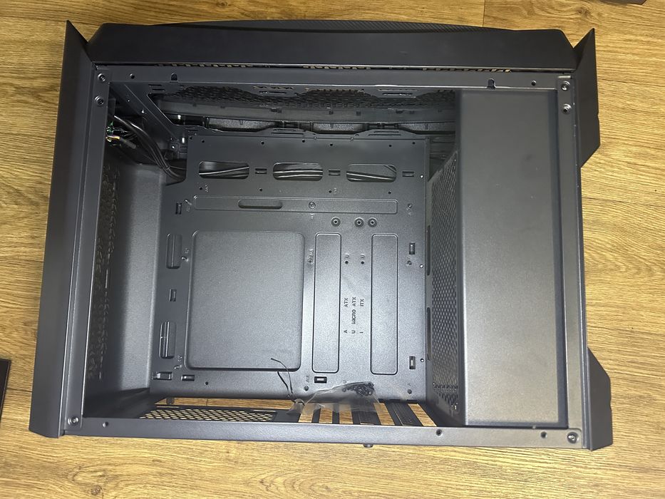 Корпус Aerocool Aero One б/в