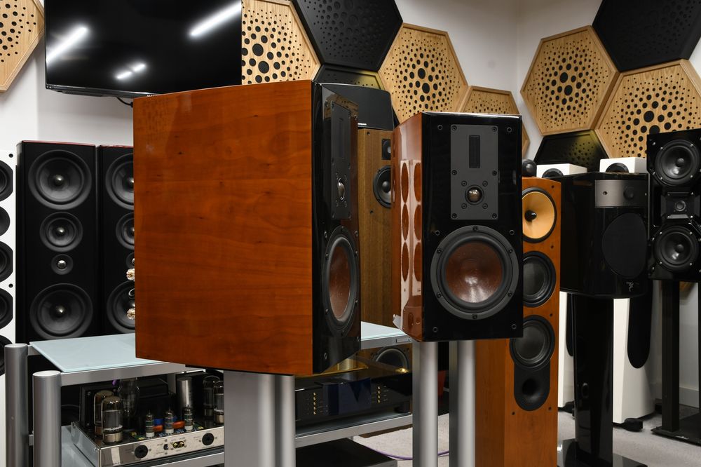 DALI Helicon 300 MK2 kolumny podstawkowe 4 Ohm Ribbon Hybrid Cherry para maskownice zworki | raty 0% | zamiana | odsłuch | HI-END AUDIO