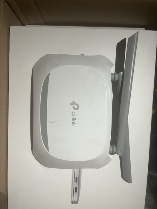 Маршрутизатор/ роутер WiFi ASUS RT-AC1200G