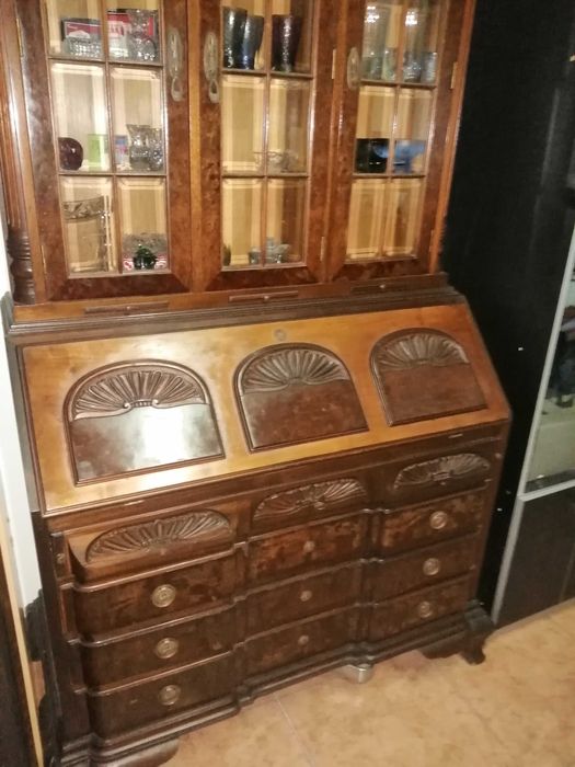 Móvel papeleira estilo inglês