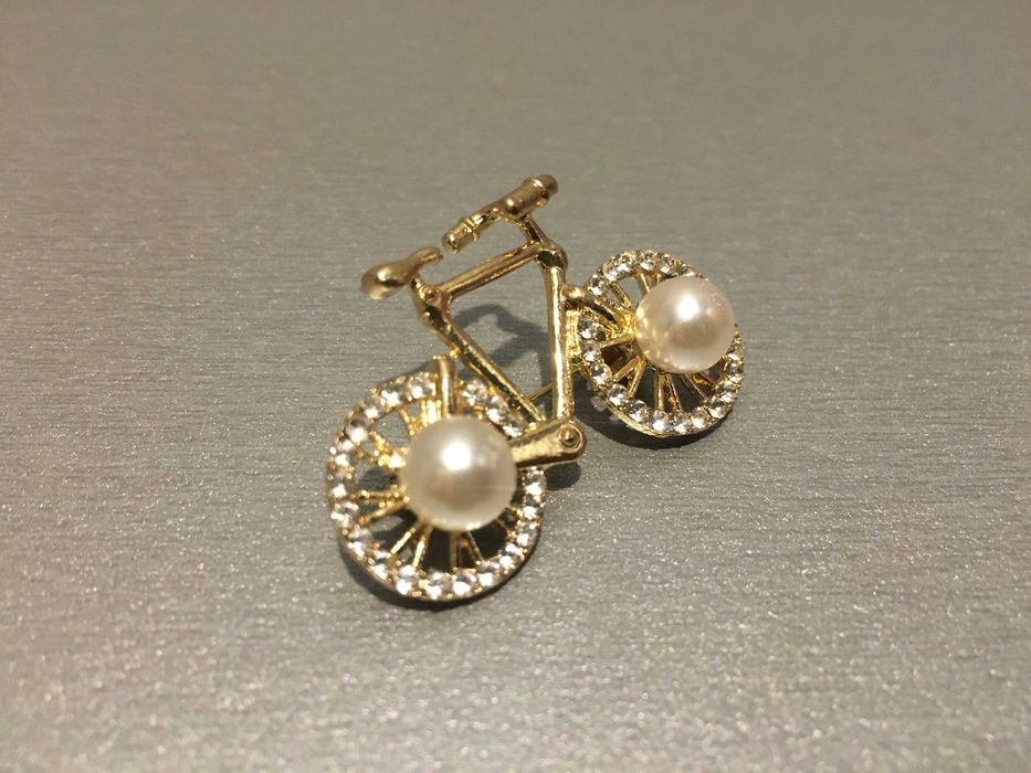 Брошка брошка нова велосипед