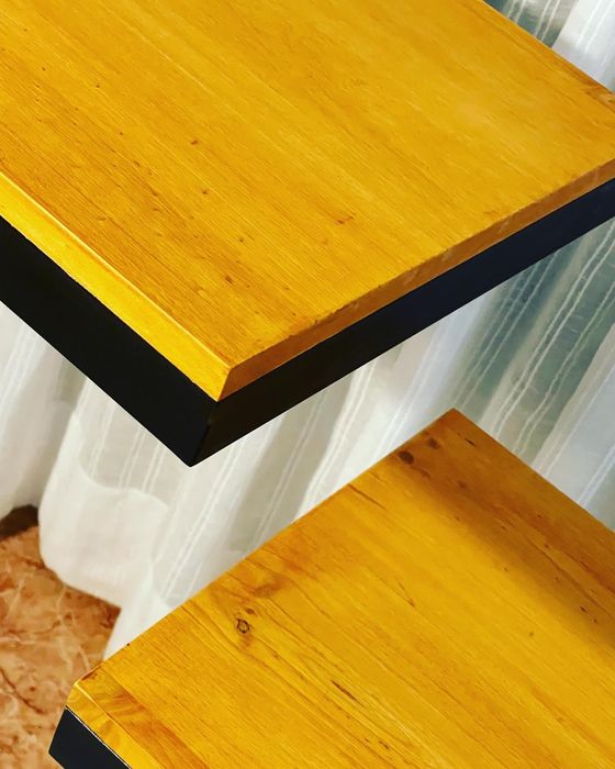 Conjunto de púlpito e mesa de apoio