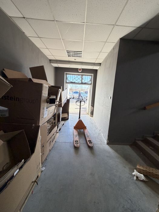 Оренда комерційного приміщення район Фоззі