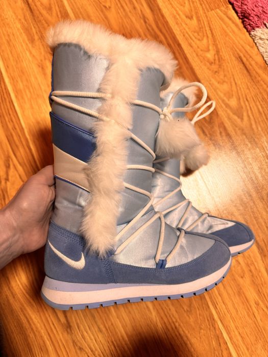 Nike зимові чобітки чоботи черевики US7,5