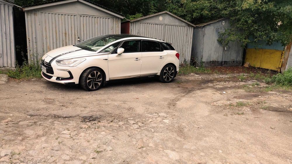 DS 5 Citroen 2012