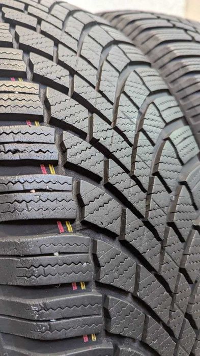 Шини 215/65 R17 103H Bridgestone Blizzak LM005