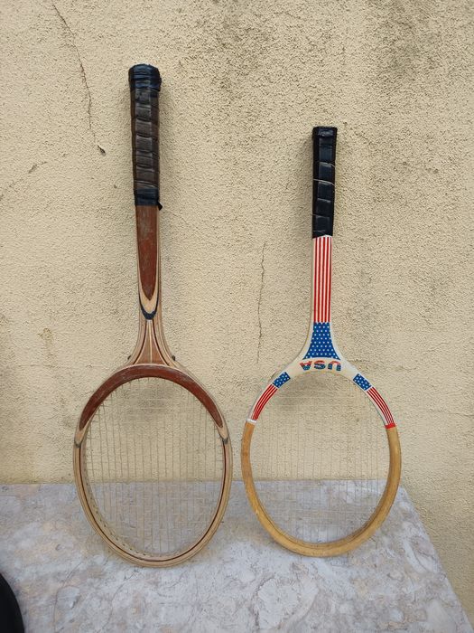 Várias raquetes de tênis vários preços