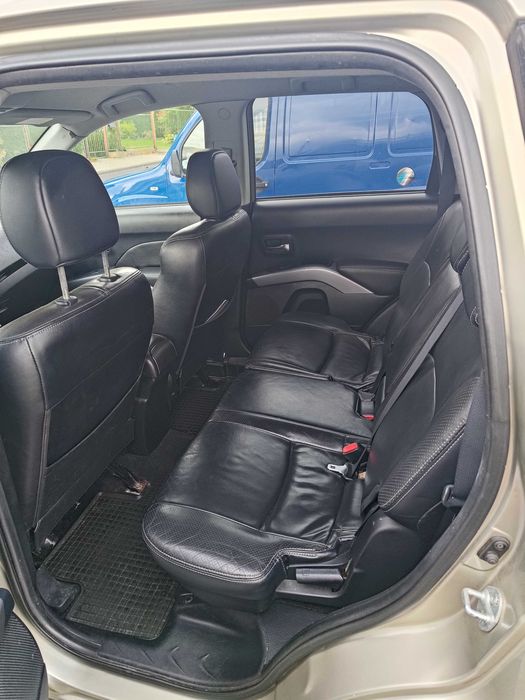Citroen C-Crosser