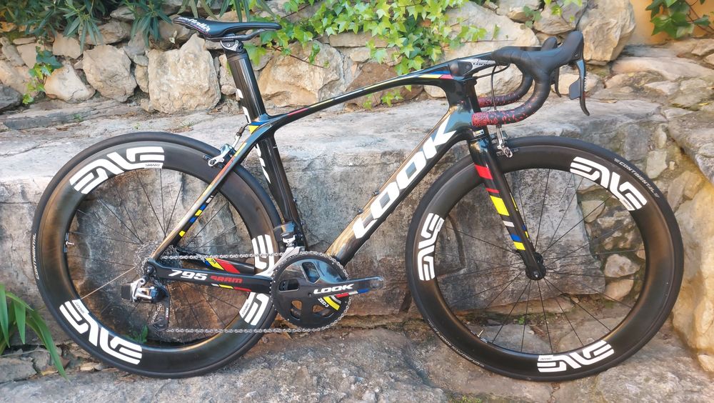 LOOK 795 Light Aero – SRAM Red eTap t54