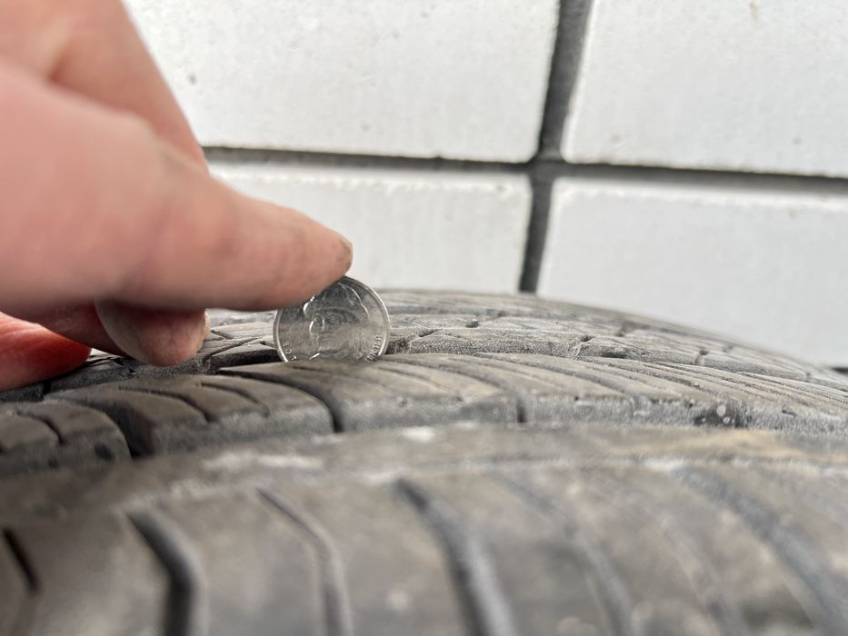 Продам диски r17 з резиною