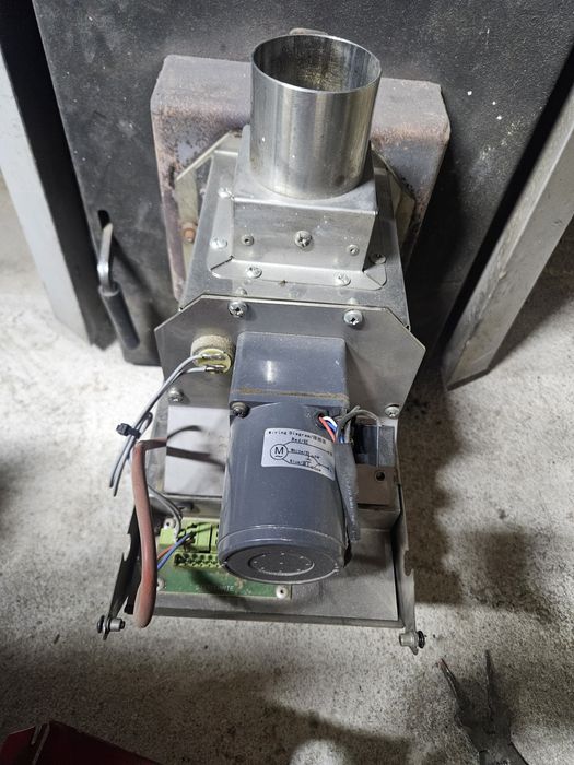 Piec pelet/drzewo VIADRUS