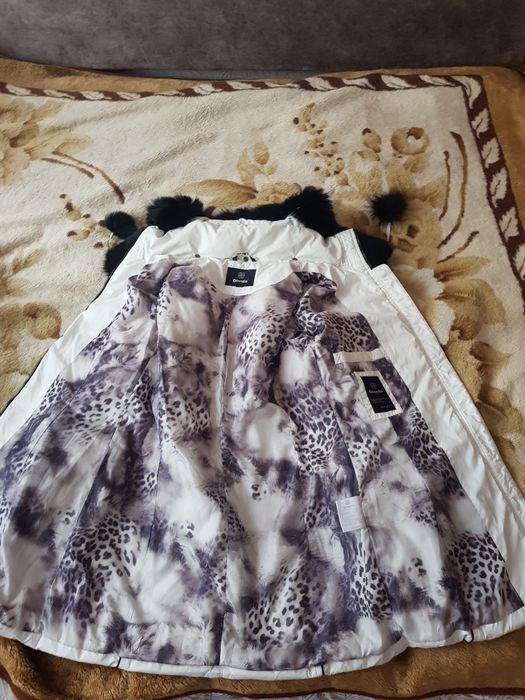 Курточка жіноча на пуху