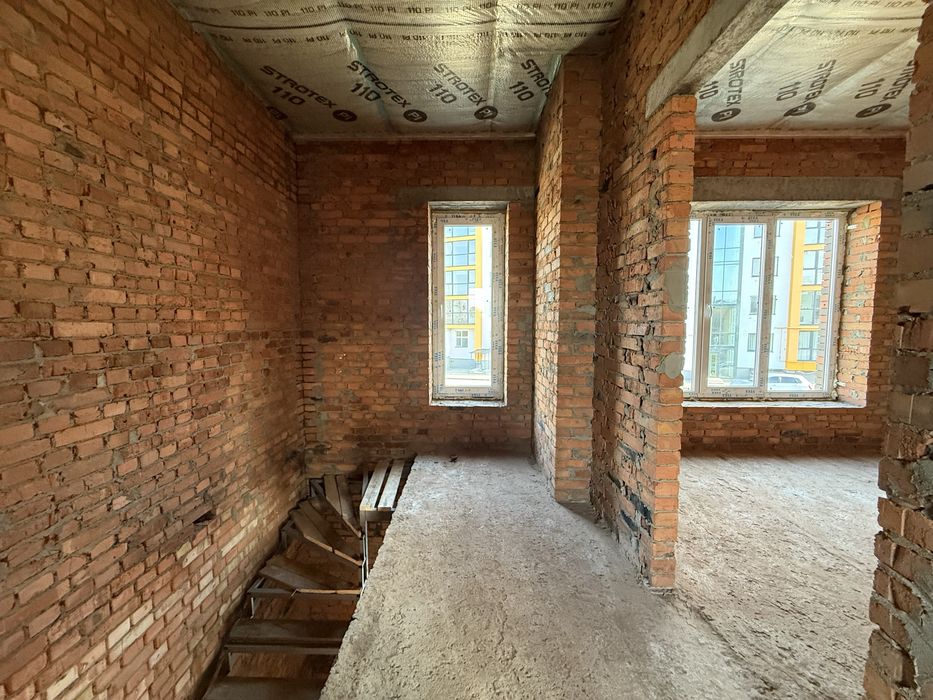 Продаж таунхауса ( ближні Зарванці)