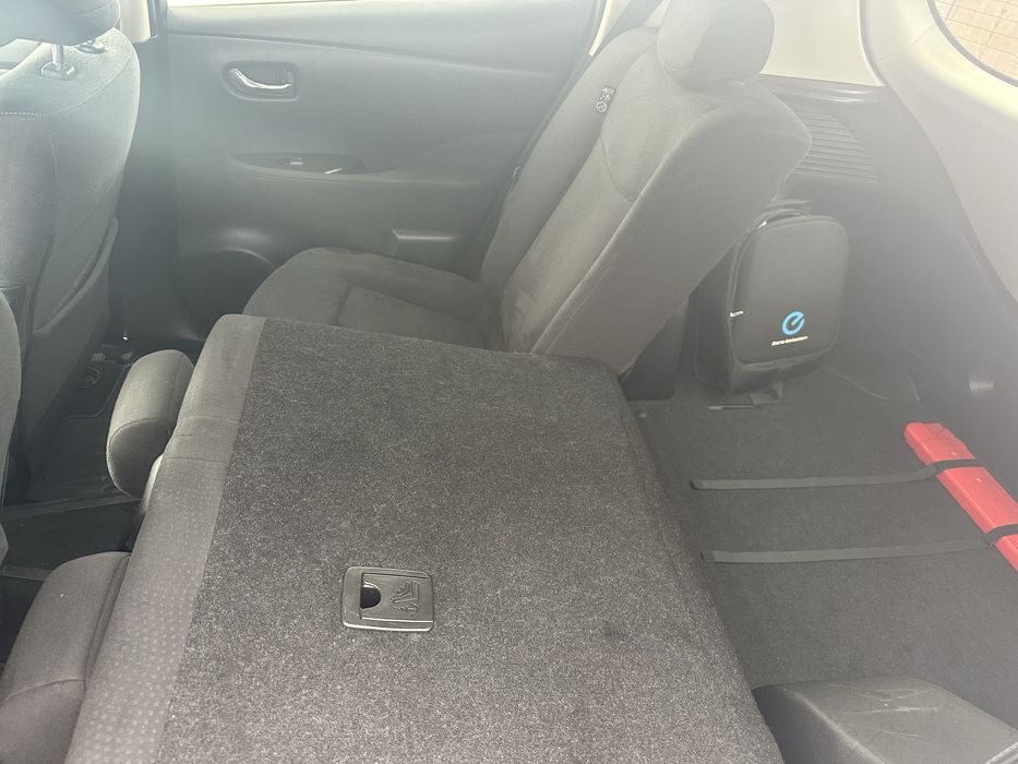 Продам Nissan Leaf 2014 г