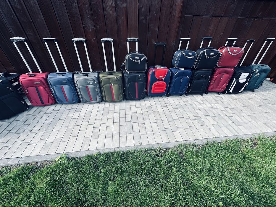 Nowa Walizka kabinowa / walizki materiał WYPRZEDAŻ