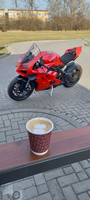 Ducati Panigale v4