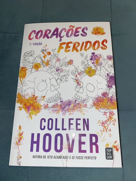 Livro Corações Partidos de Colleen Hoover