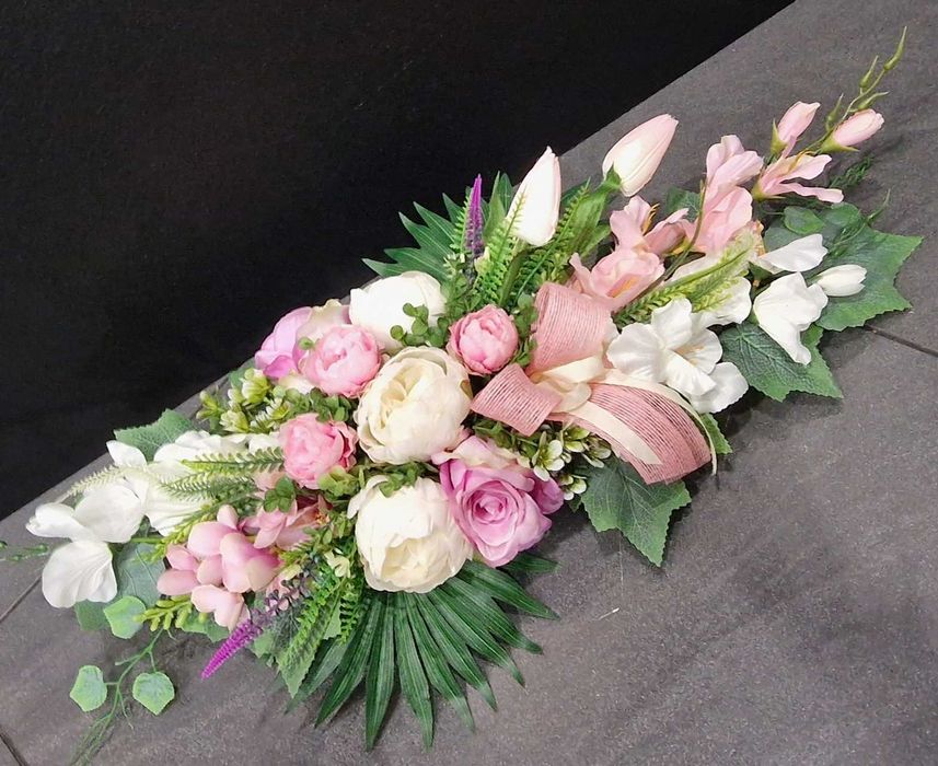 Komplet 4 kompozycji kwiatowych na grób 3xstroik +wkład do wazonu WG96