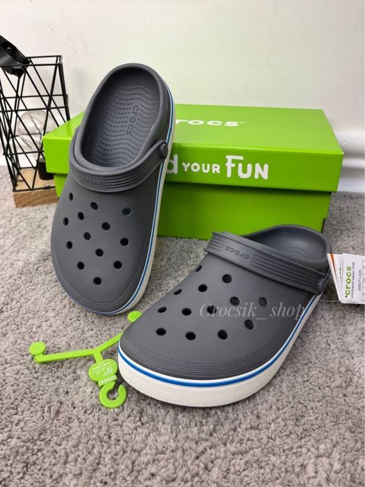Жіночі крокси сабо crocs off court clog grey