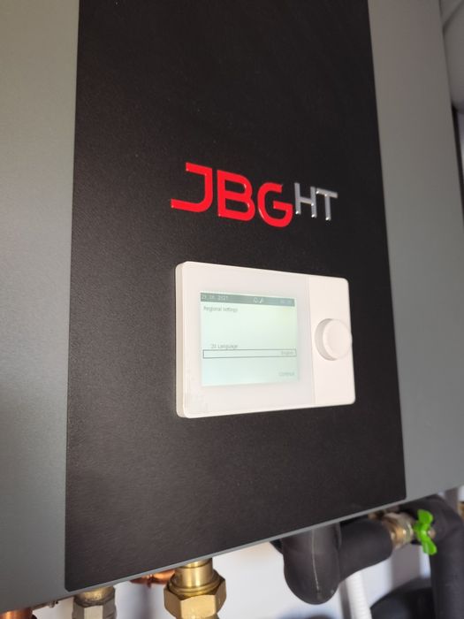 Pompa ciepła JBGHT produkt polski (montaż])