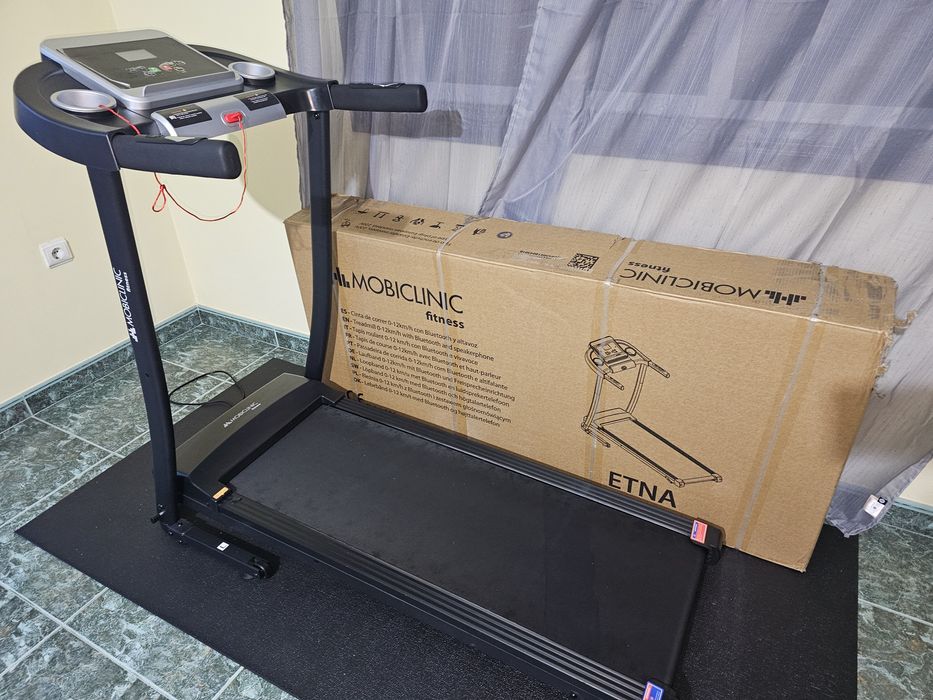 Passadeira de fitness dobrável Mobiclinic Etna.