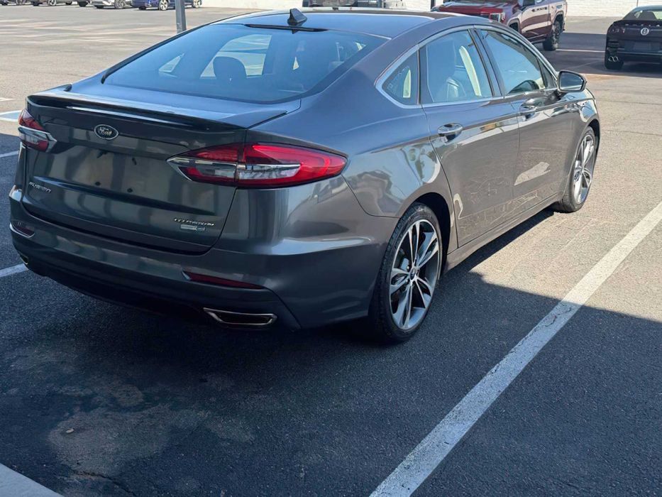 Ford Fusion Titanium      2019