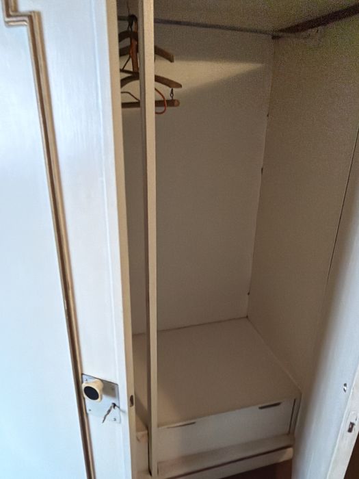 Armario antigo  branco